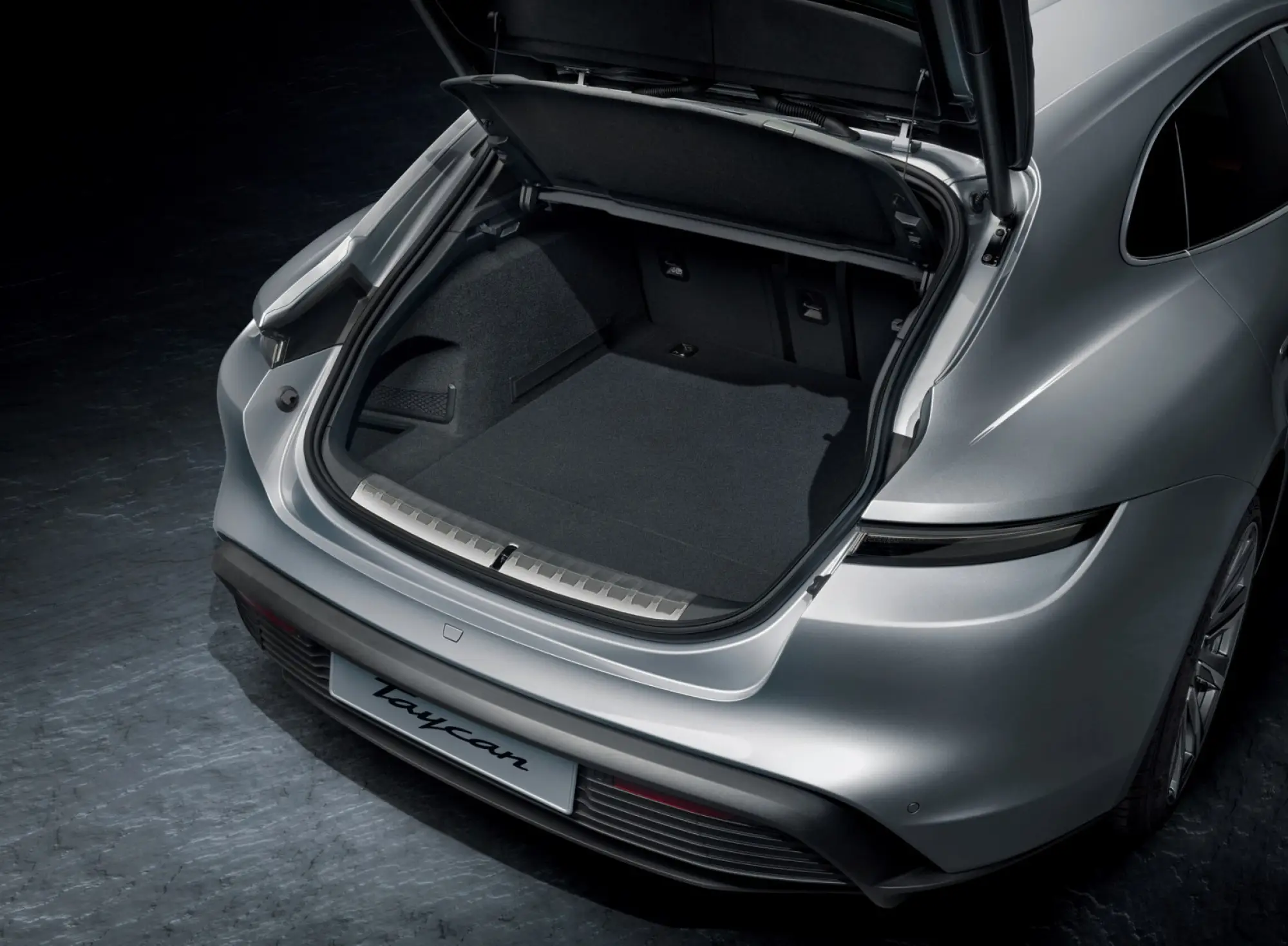 Porsche Taycan Sport Turismo  - 21