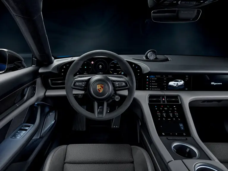 Porsche Taycan Sport Turismo  - 15