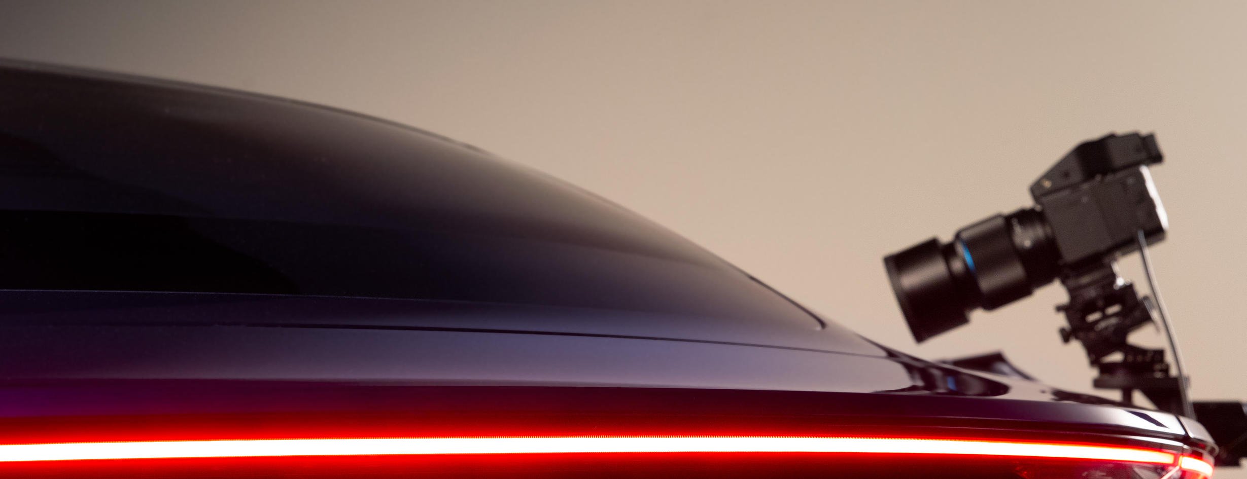 Porsche Taycan - Teaser finali