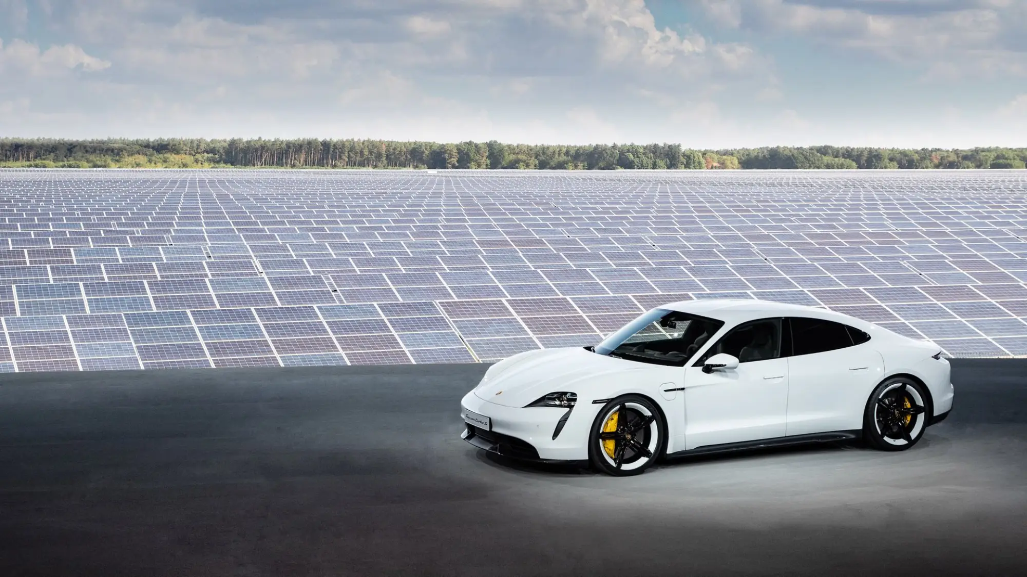 Porsche Taycan - 8