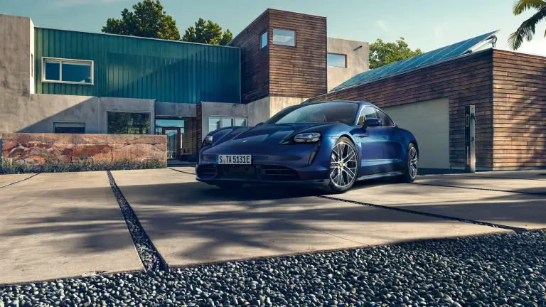 Porsche Taycan - 29