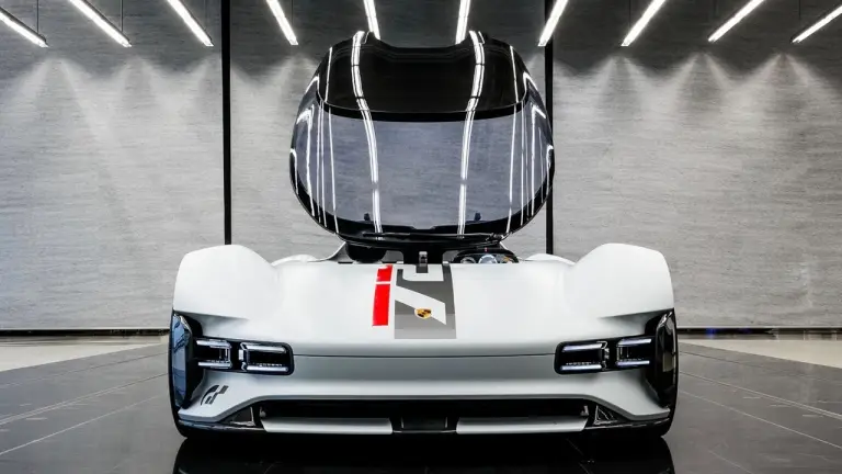 Porsche Vision Gran Turismo concept - Foto - 5