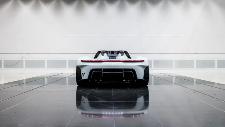 Porsche Vision Gran Turismo concept - Foto - 15