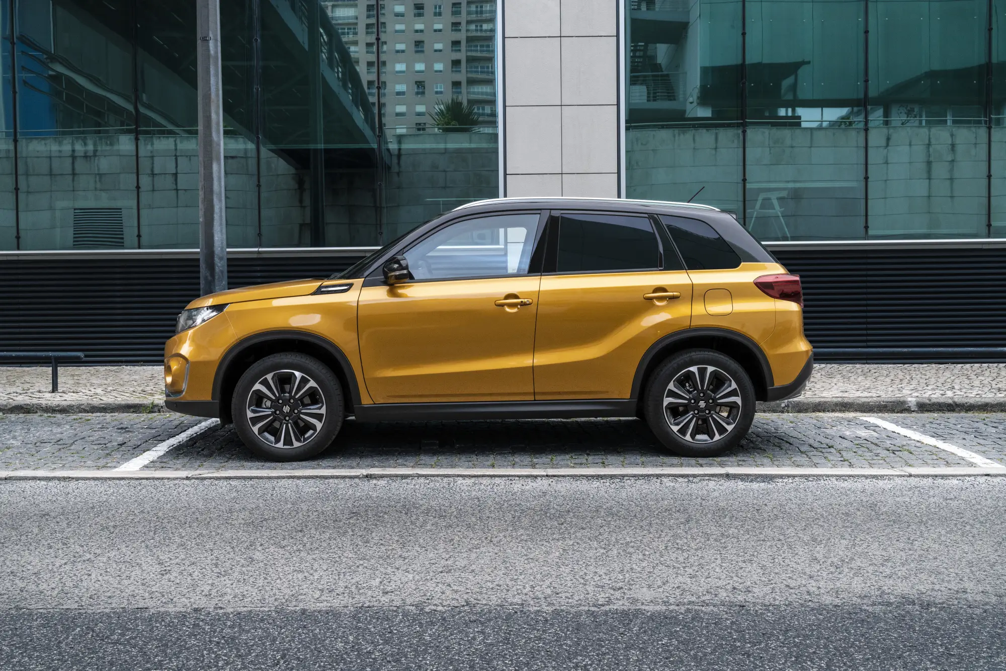 Porte Aperte Suzuki - 1