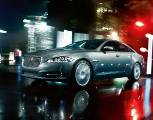 Presentazione Jaguar XJ