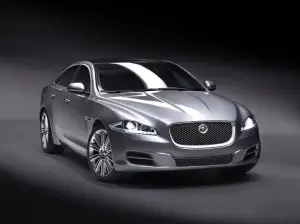 Presentazione Jaguar XJ