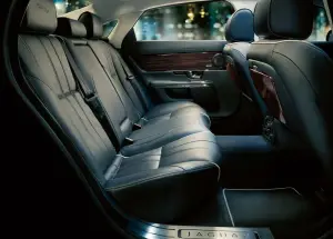 Presentazione Jaguar XJ