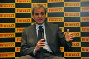 Presentazione Pirelli Pneumatici F1 2012 ad Abu Dhabi - gennaio 2012 - 3