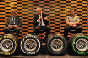 Presentazione Pirelli Pneumatici F1 2012 ad Abu Dhabi - gennaio 2012 - 13