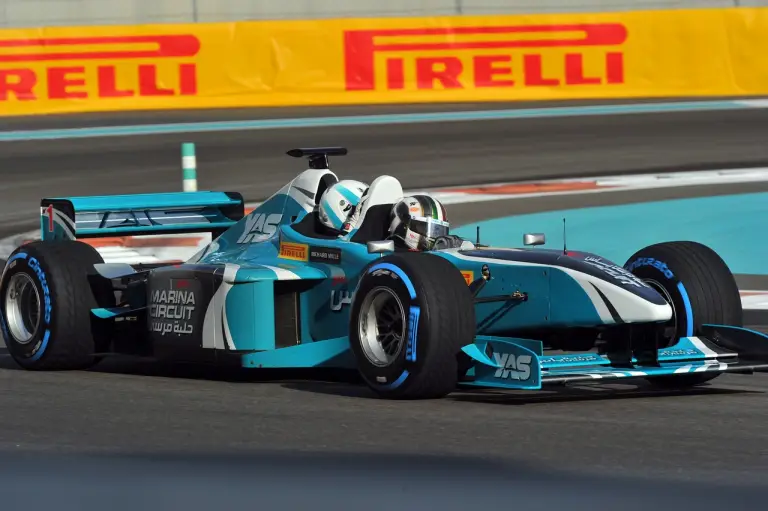 Presentazione Pirelli Pneumatici F1 2012 ad Abu Dhabi - gennaio 2012 - 21