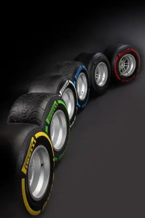 Presentazione Pirelli Pneumatici F1 2012 ad Abu Dhabi - gennaio 2012