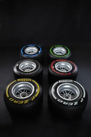 Presentazione Pirelli Pneumatici F1 2012 ad Abu Dhabi - gennaio 2012