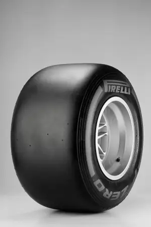 Presentazione Pirelli Pneumatici F1 2012 ad Abu Dhabi - gennaio 2012 - 90