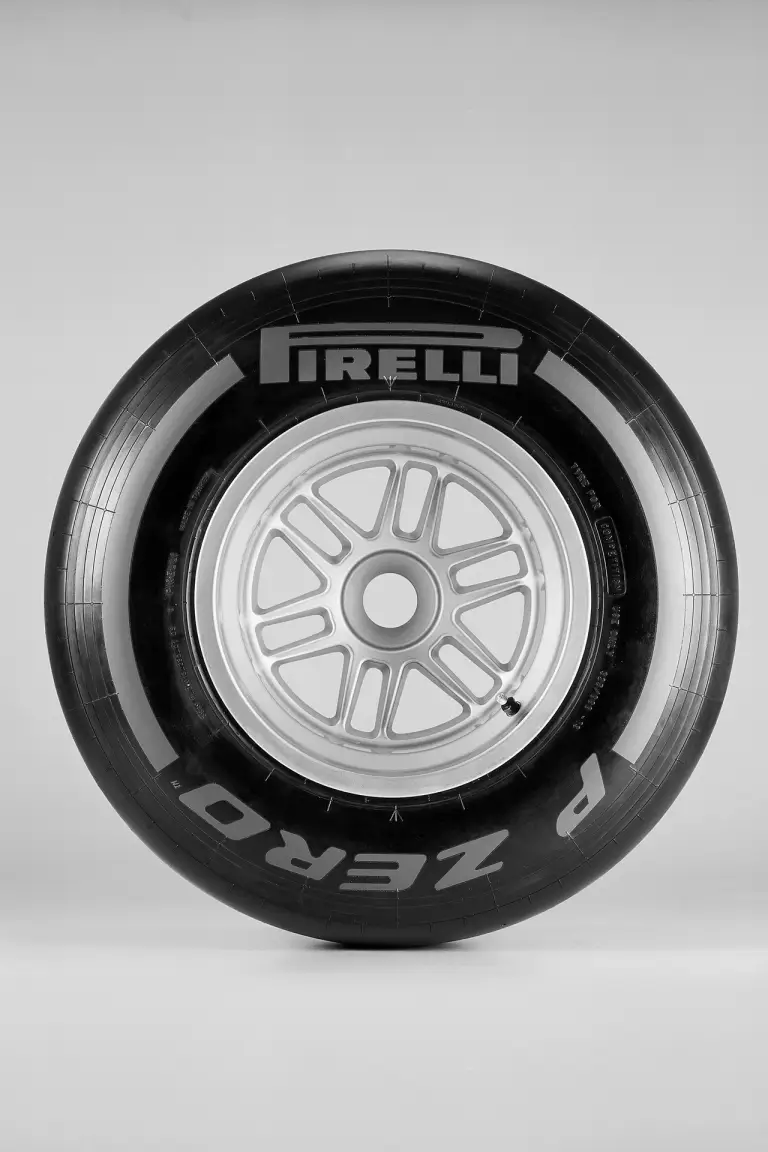 Presentazione Pirelli Pneumatici F1 2012 ad Abu Dhabi - gennaio 2012 - 93