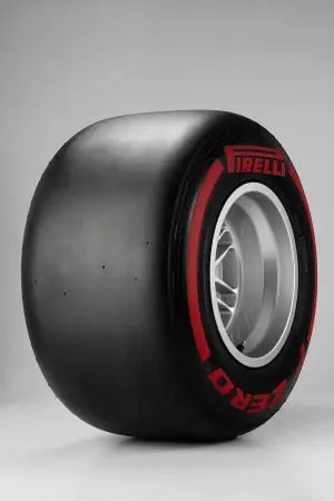 Presentazione Pirelli Pneumatici F1 2012 ad Abu Dhabi - gennaio 2012