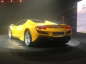 Presentazione Ferrari V8 Spider - Universo Ferrari