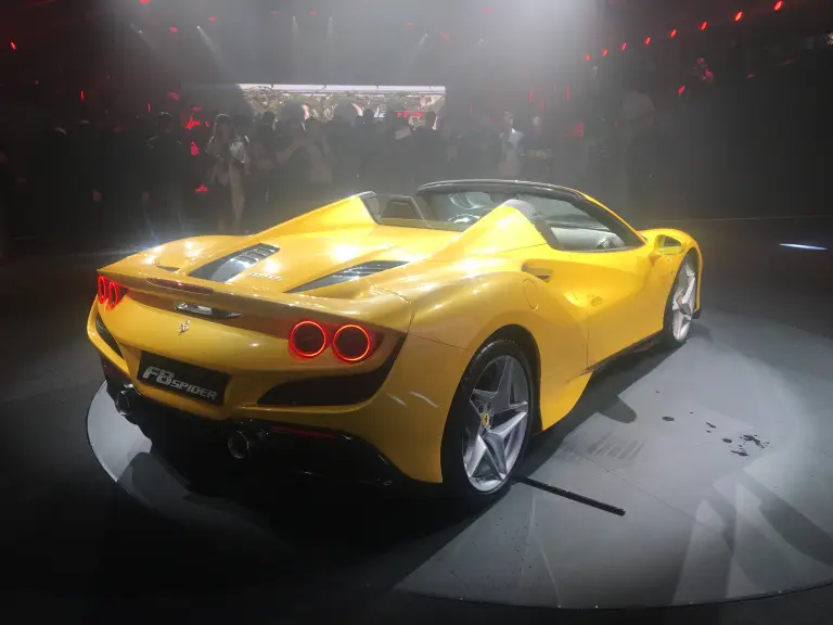 Presentazione Ferrari V8 Spider - Universo Ferrari - 30
