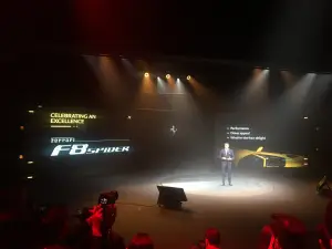 Presentazione Ferrari V8 Spider - Universo Ferrari - 3