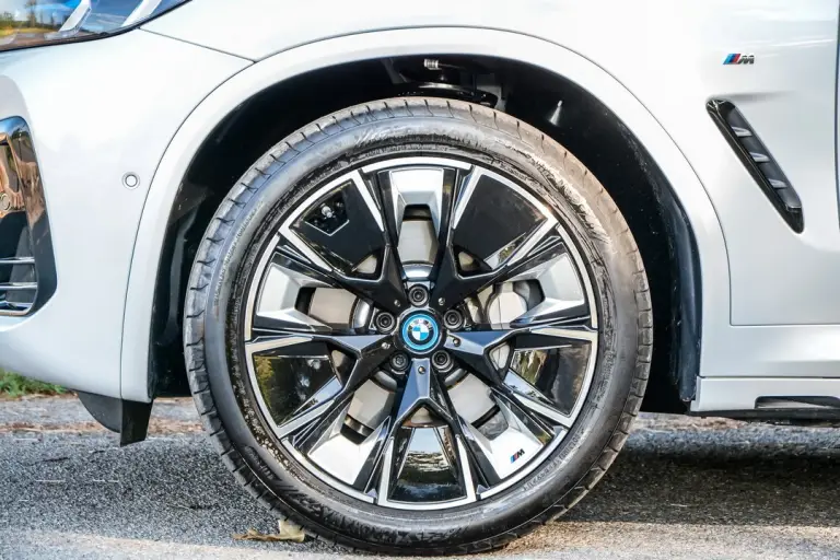 Prova BMW iX3 2022 - 26