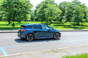 Prova Cupra Born 204 CV