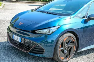 Prova Cupra Born 204 CV