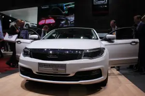 Qoros 3 hatch e sedan - Salone di Ginevra 2014 - 1