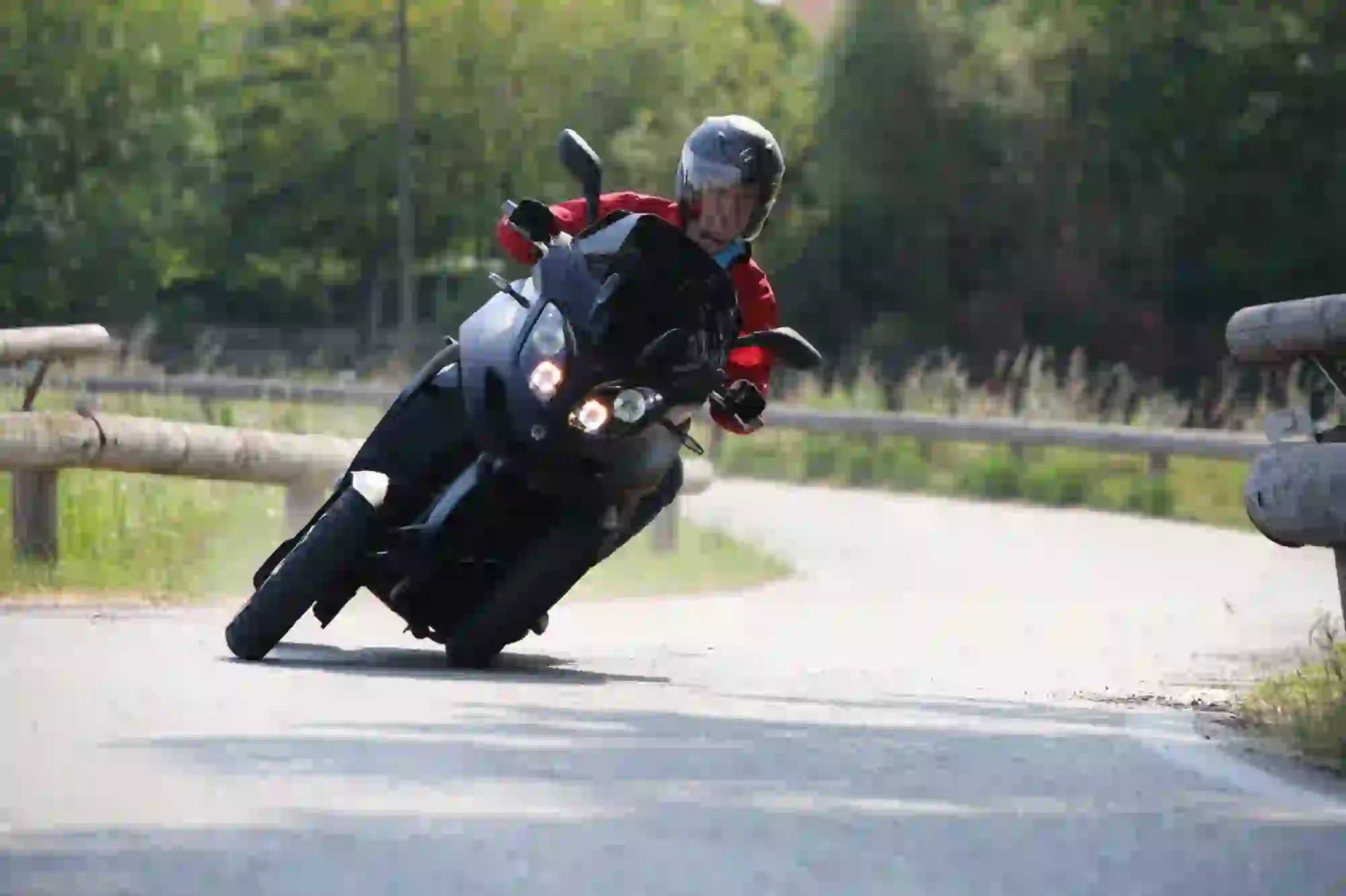 Quadro 4, una moto sicura come unauto - 14