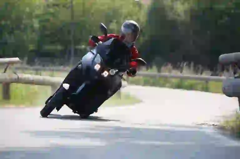 Quadro 4, una moto sicura come unauto - 14