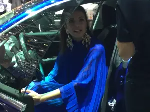 Ragazze e standiste - Salone di Ginevra 2016