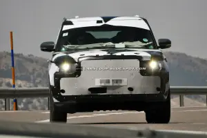 Range Rover 2013 - Foto spia 16-08-2011