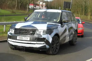 Range Rover 2013 foto spia febbraio 2012 - 5