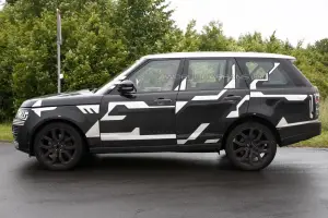 Range Rover 2013 foto spia - 4