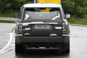 Range Rover 2013 foto spia - 5