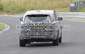 Range Rover 2022 - Foto spia 04-08-2020