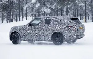 Range Rover 2022 - Foto spia 24-02-2020