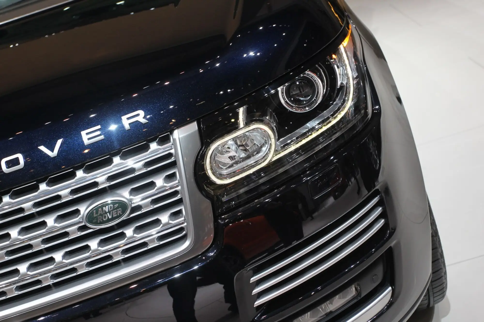 Range Rover Autobiography - Salone di Ginevra 2014 - 3