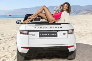 Range Rover Evoque Cabrio e Naomie Harris