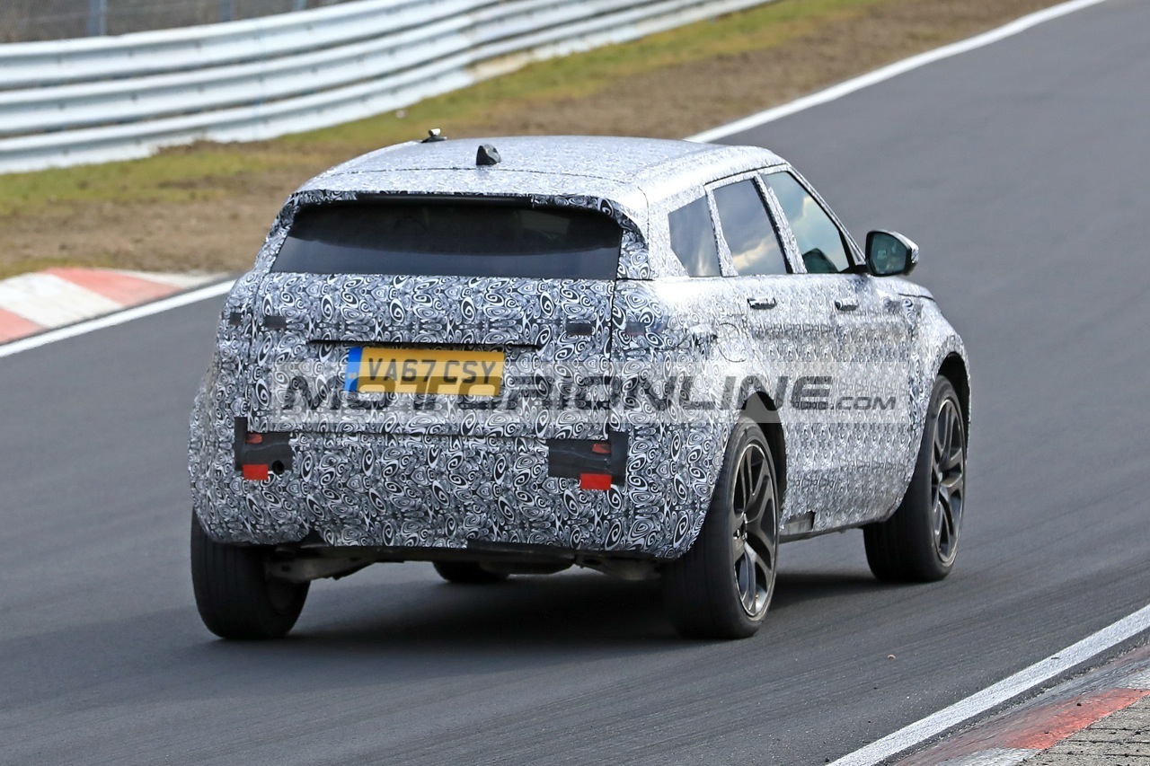 Range Rover Evoque foto spia 27-3-2018