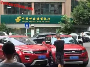Range Rover Evoque - Landwind X7: scontro tra le strade di Chongqing