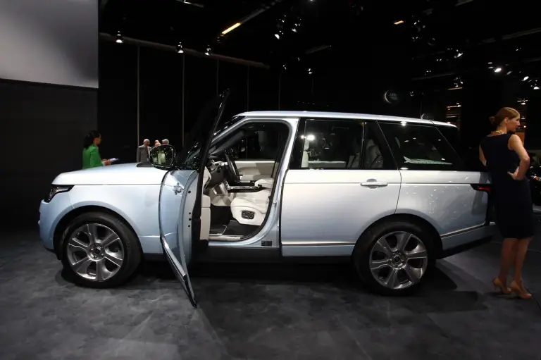 Range Rover Hybrid - Salone di Francoforte 2013 - 6
