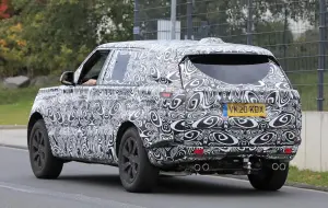 Range Rover LWB 2021 - Foto spia 27-10-2020