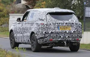 Range Rover LWB 2021 - Foto spia 27-10-2020