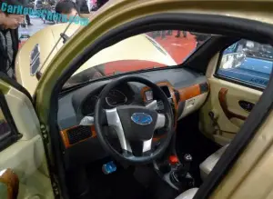 Range Rover mini clone cinese