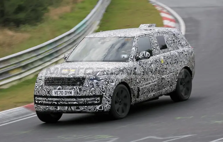 Range Rover PHEV 2022 - Foto spia 20-10-2021 - 2