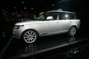 RANGE ROVER - Salone di Parigi 2012