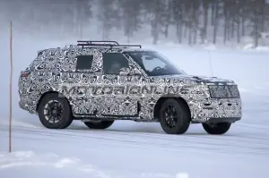 Range Rover Sport 2021 - Foto spia 7-2-2020