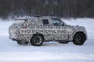 Range Rover Sport 2021 - Foto spia 7-2-2020