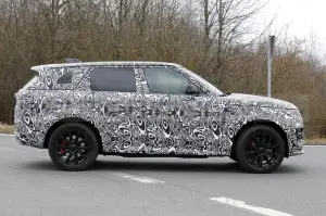 Range Rover Sport 2023 - Foto Spia 18-03-2022 - 5