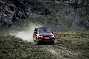 Range Rover Sport - Ben Collins