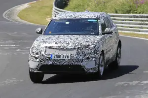 Range Rover Sport Coupe foto spia Nurburgring 19 luglio 2016